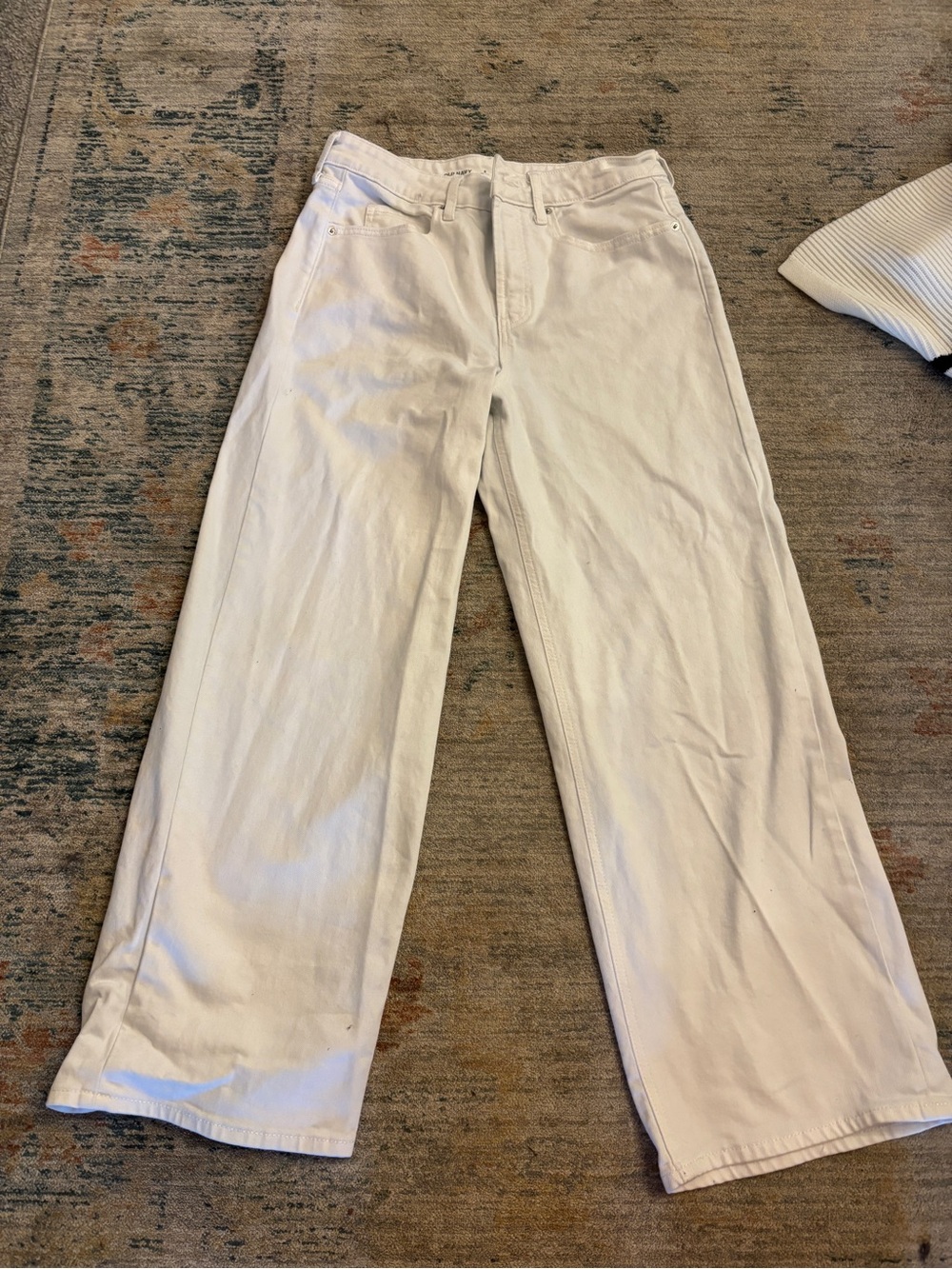 Old Navy Wide Leg Jeans in Off-White